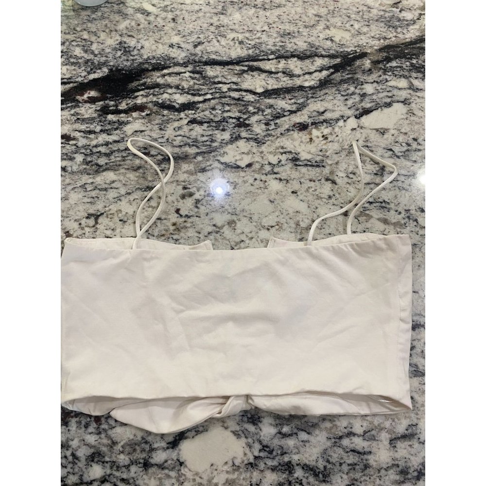 superdown Estelle Knot Crop Top in White Size Small - Picture 9 of 9